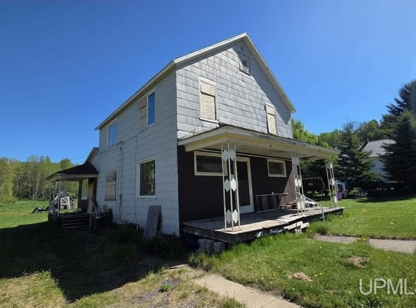 37 ALLEN STREET, IRON RIVER, MI 49935