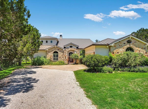 831 Southriver Rd, Wimberley, TX 78676