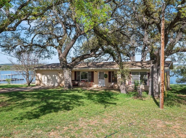 210 Lake Loop, Tow, TX 78672