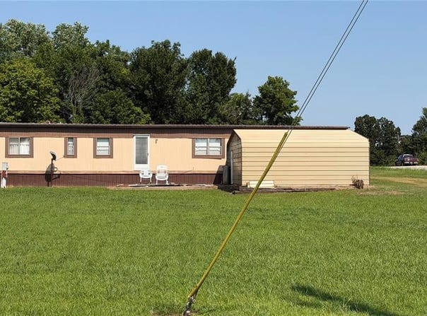 26 Ripley 160 E -32, Naylor, MO 63953