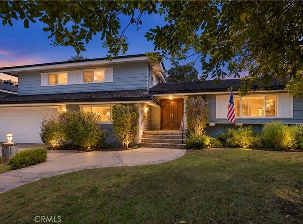 10568 Des Moines, Porter Ranch, CA 91326