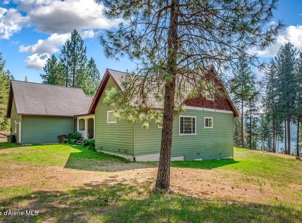 2485 Denton Rd, Hope, ID 83836