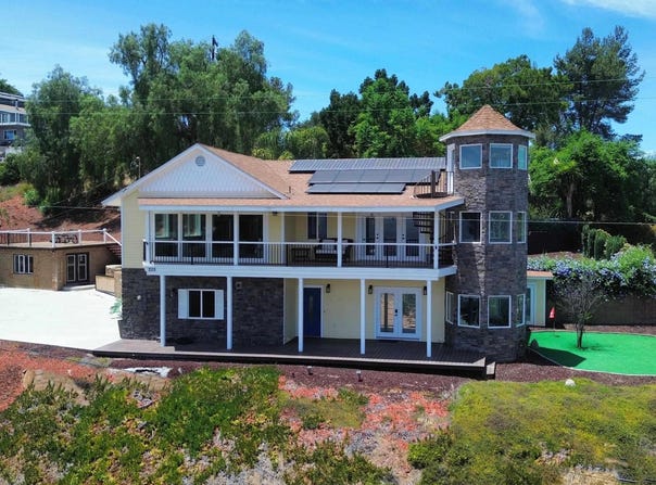 205 HIGHLINE TRAIL, El Cajon, CA 92021