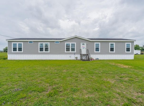 14780 HWY 32 E, Nicholls, GA 31554