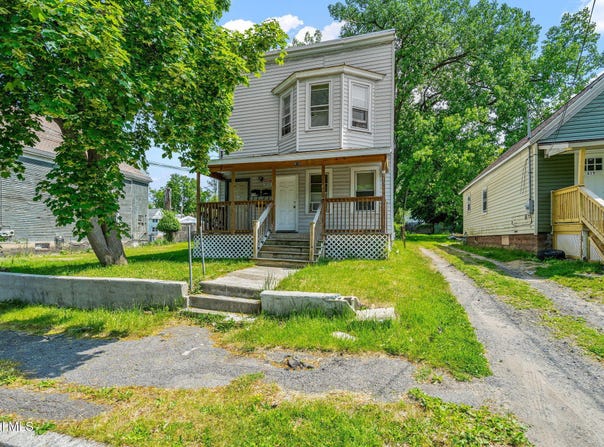 815 Davis Terrace, Schenectady, NY 12303
