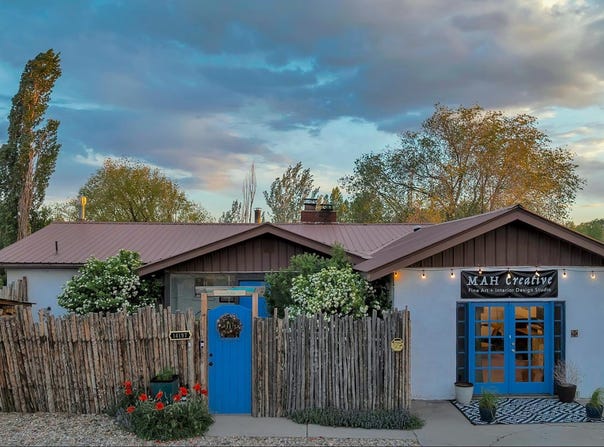 14197 SR 75, Penasco, NM 87553