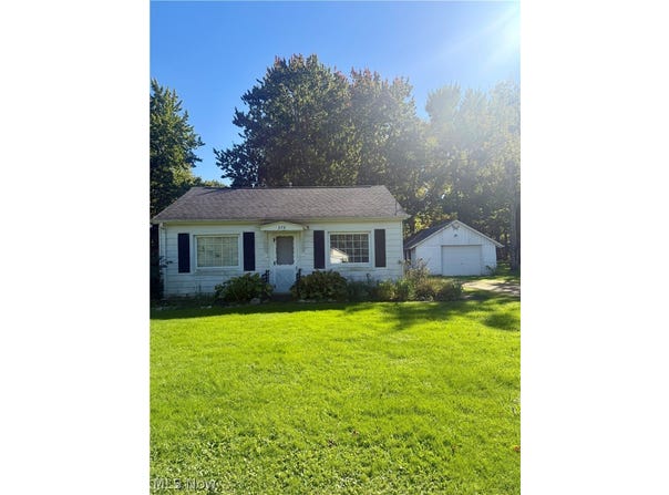 372 E Jefferson Street, Jefferson, OH 44047
