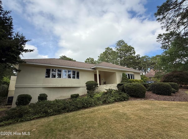 88 Mcmichael Drive, Pinehurst, NC 28374