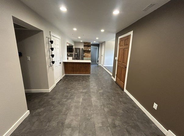 2808 Highway 63, Toledo, IA 52342