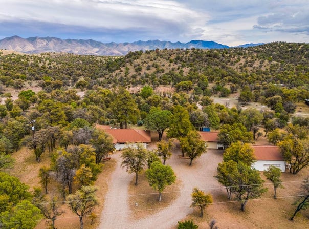 342 Canelo Road, Elgin, AZ 85611
