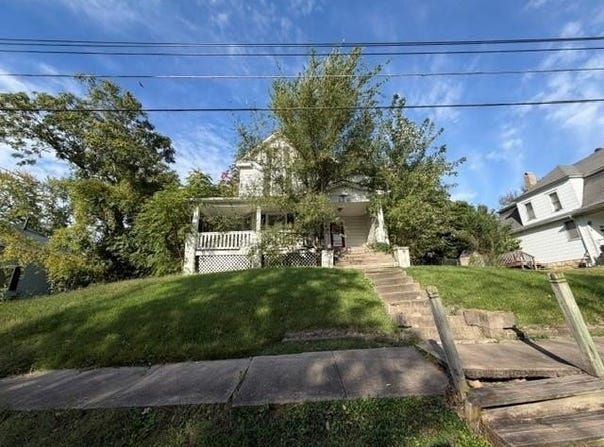 116 Cliff Drive, Excelsior Springs, MO 64024