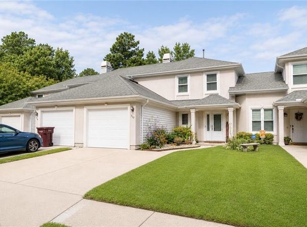 320 Esplanade Place, Chesapeake, VA 23320
