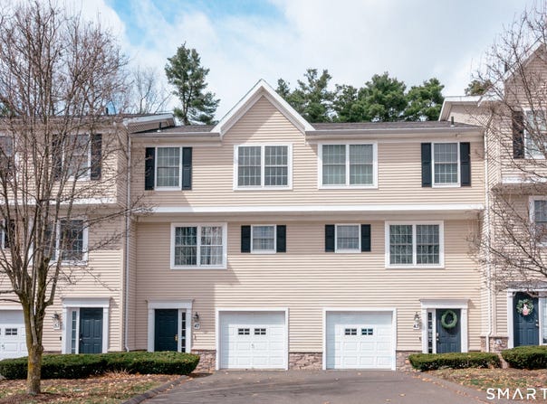 47 Nolan Circle, Manchester, CT 06042