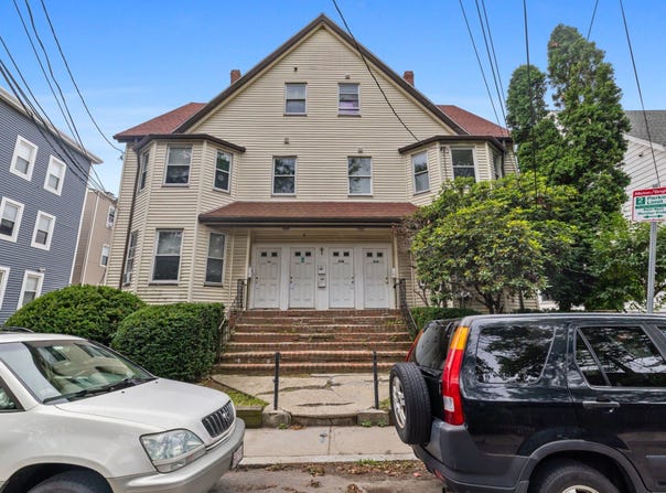 31-33 Lothrop St, Boston, MA 02135