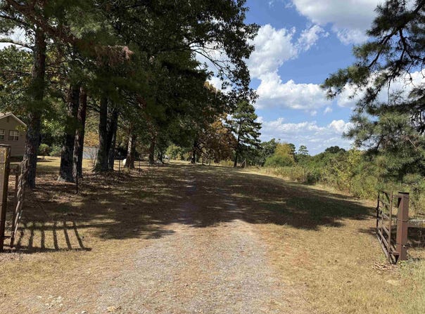 255 Berry Road, Concord, AR 72523