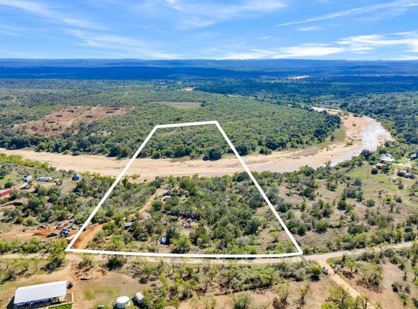 198 CR 316, Llano, TX 78643