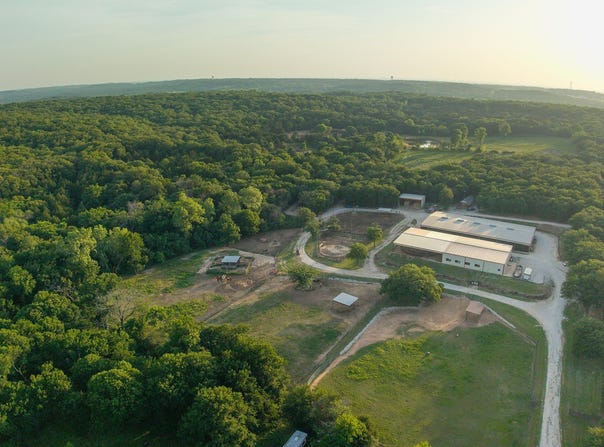 8016 E US HWY 82, Gainesville, TX 76240