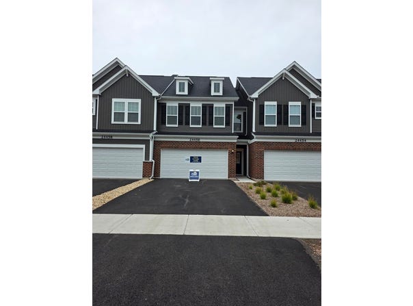 24456 W Kroll Drive, Plainfield, IL 60585