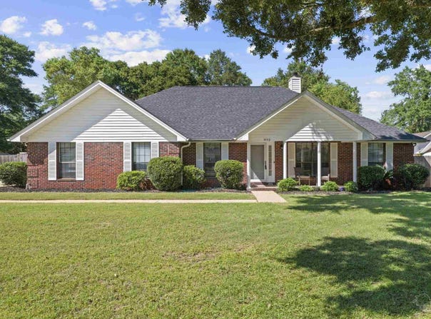 3532 Victory Dr, Pace, FL 32571