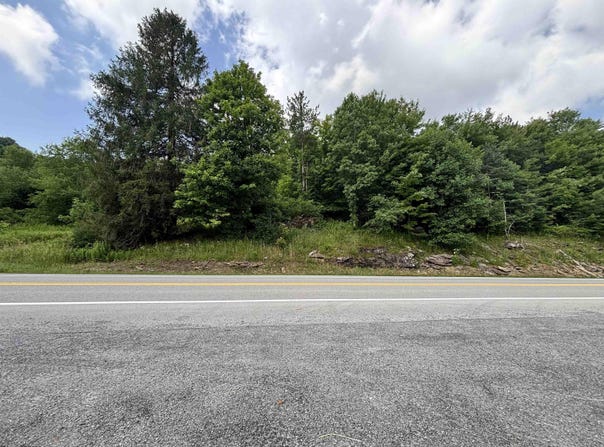 Barbour County Highway, Belington, WV 26250