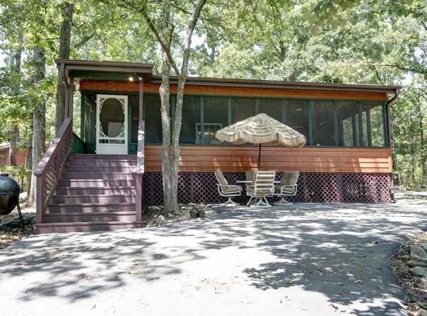 363 Sportsmans Circle, Branson West, MO 65737