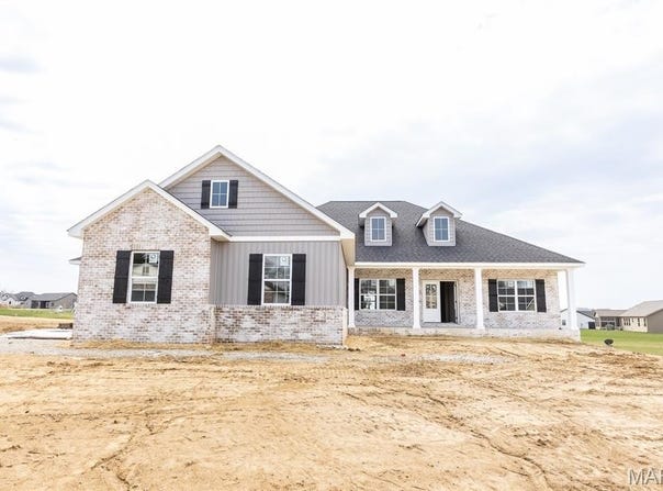 3736 Golfview Circle, Shiloh, IL 62221