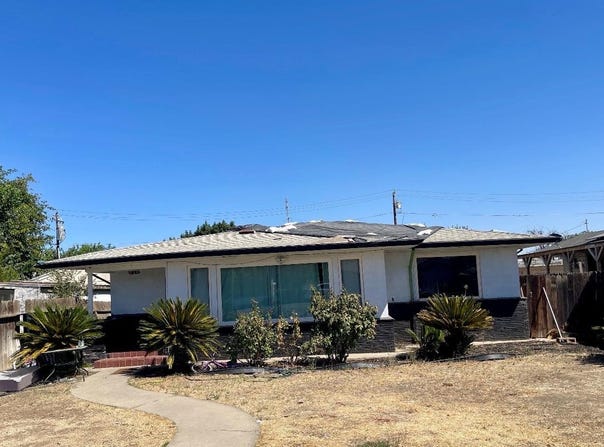 276 E Durian Avenue, Coalinga, CA 93210
