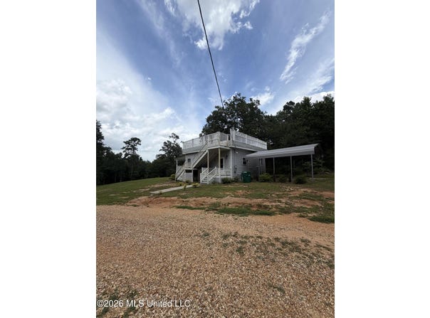 2009 Summit Holmesville Road, McComb, MS 39648
