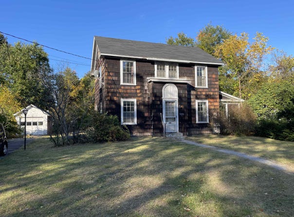 2 Coolidge Avenue, Concord, NH 03301
