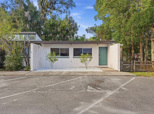 747 SE 2ND Place, GAINESVILLE, FL 32601