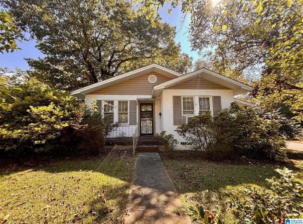1009 8TH AVENUE, MIDFIELD, AL 35228