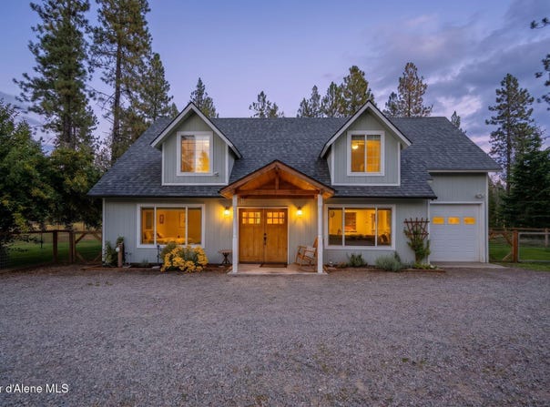 7434 W Diagonal Rd, Rathdrum, ID 83858