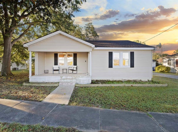 407 ADAMS AVENUE, ONEONTA, AL 35121