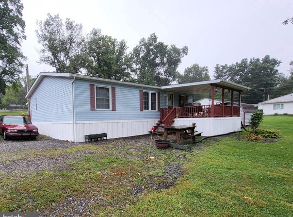 449 APPLE Way, ST THOMAS, PA 17252
