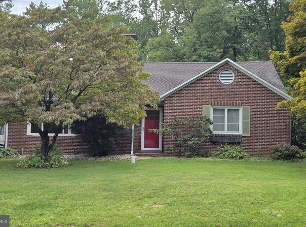 1635 S COCALICO Road, DENVER, PA 17517