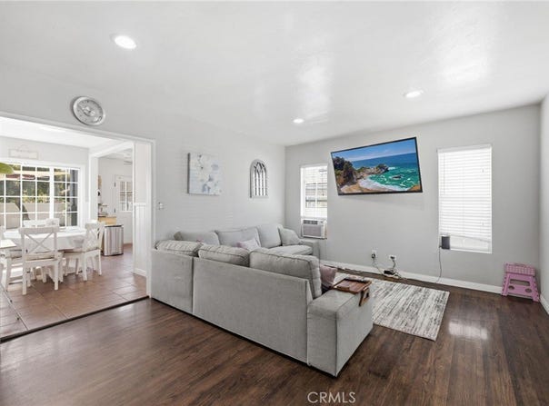 5952 Gaviota, Long Beach, CA 90805