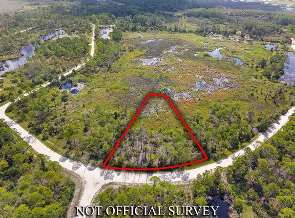 SW 153rd Ter, Cedar Key, FL 32625