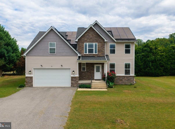 100 FINCH Drive, PRINCE FREDERICK, MD 20678