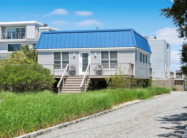 846 Dune Road, Westhampton Beach, NY 11978