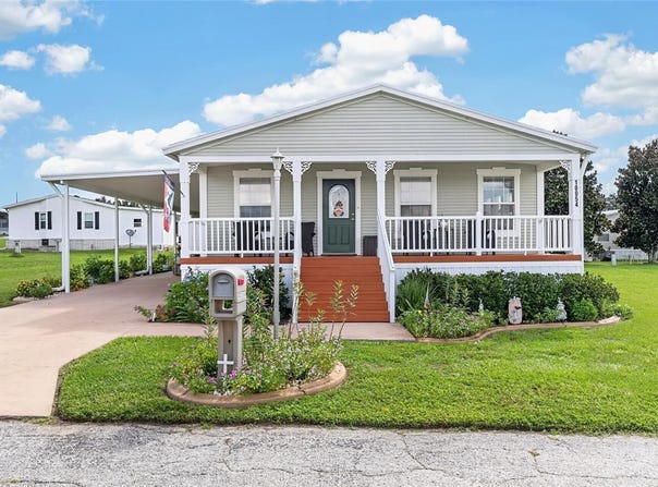 10054 COLLINGWOOD Avenue, DADE CITY, FL 33525
