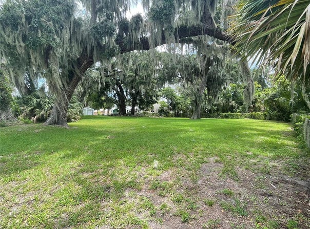 2829 LIME TREE, EDGEWATER, FL 32141