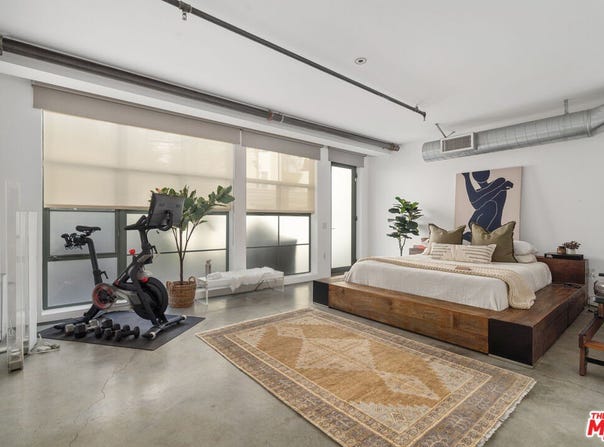 1046 Princeton Dr, Marina Del Rey, CA 90292