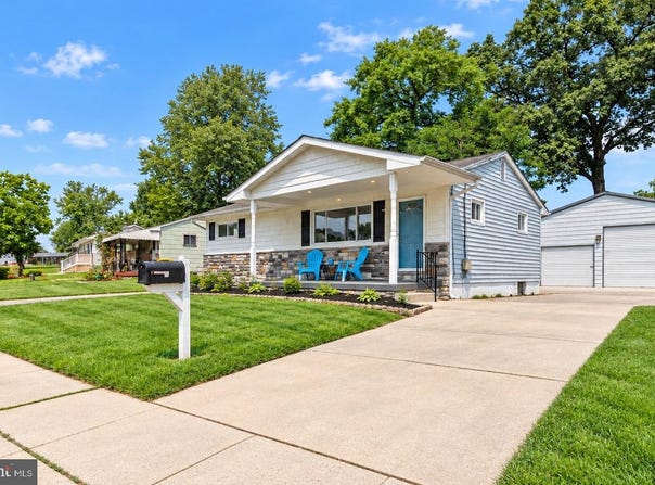 328 KING GEORGE DR, GLEN BURNIE, MD 21061