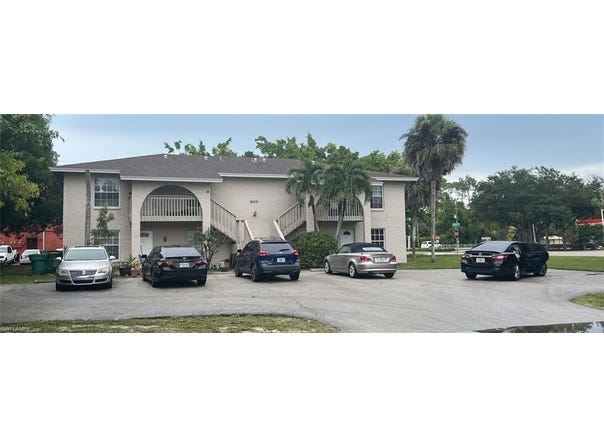 2001 55th Ter SW, NAPLES, FL 34116
