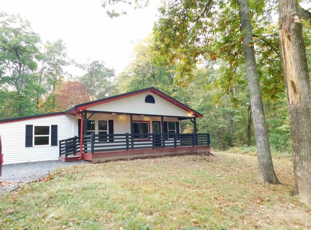 7341 S State Road 135, Pekin, IN 47165-7019