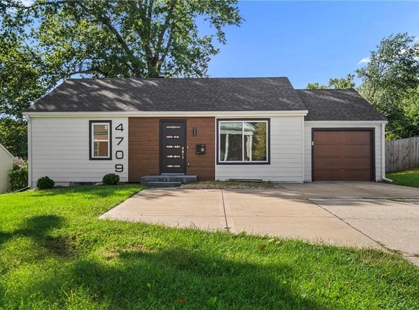 4709 W 75TH Street, Prairie Village, KS 66208