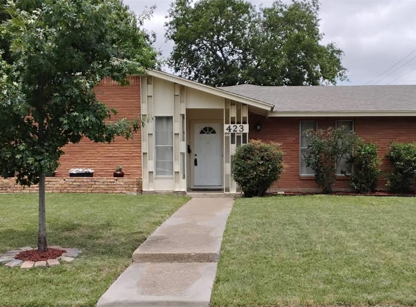423 Columbia Circle, Irving, TX 75062