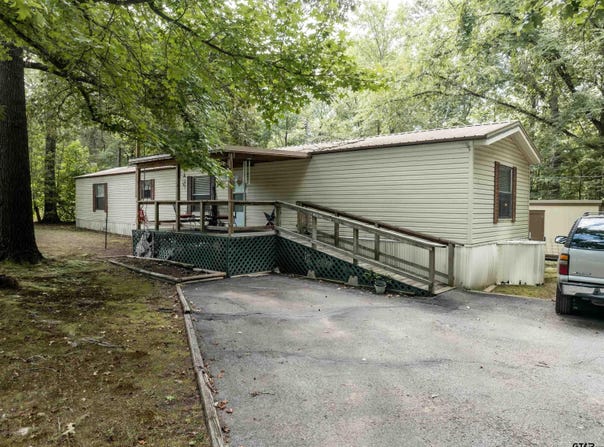 190 E Sycamore Lane, Murchison, TX 75778