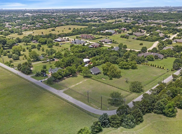 701 Meandering Way, Fairview, TX 75069