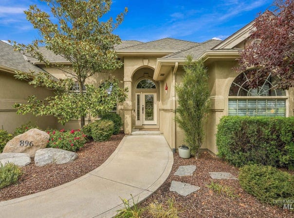 896 W Colchester Drive, Eagle, ID 83616